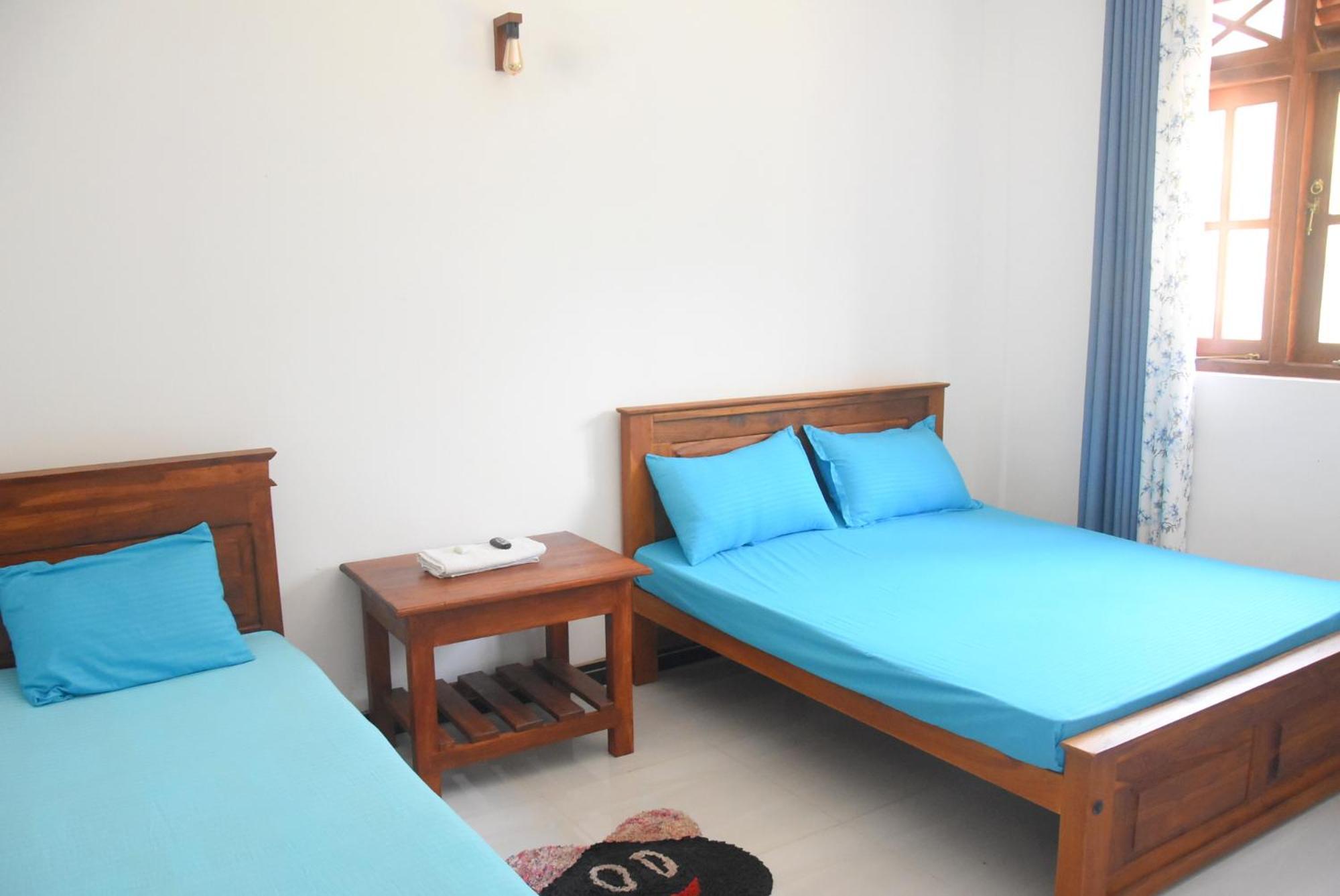 Silverline Guest House Anuradhapura Exterior photo