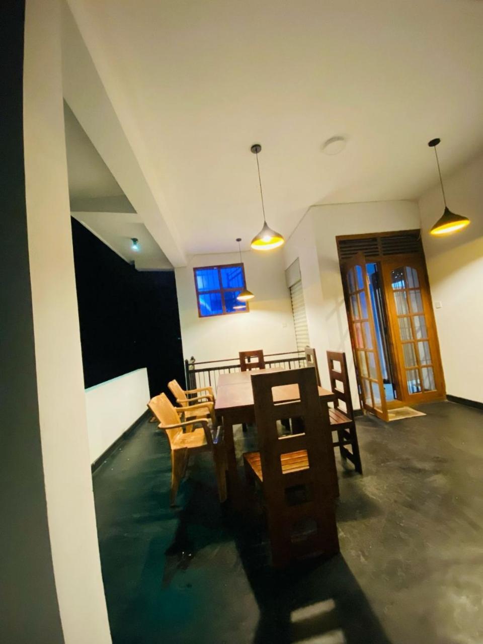 Silverline Guest House Anuradhapura Exterior photo
