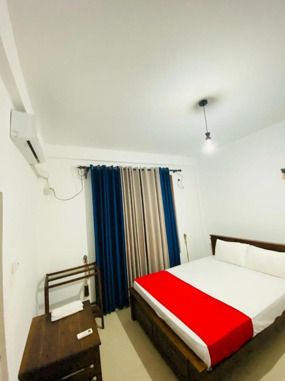 Silverline Guest House Anuradhapura Room photo